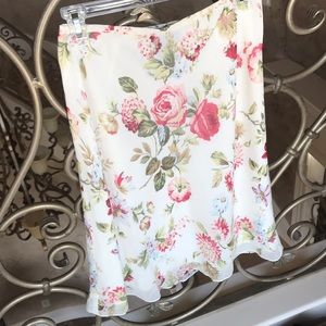 Ann Taylor Floral Skirt SZ 2